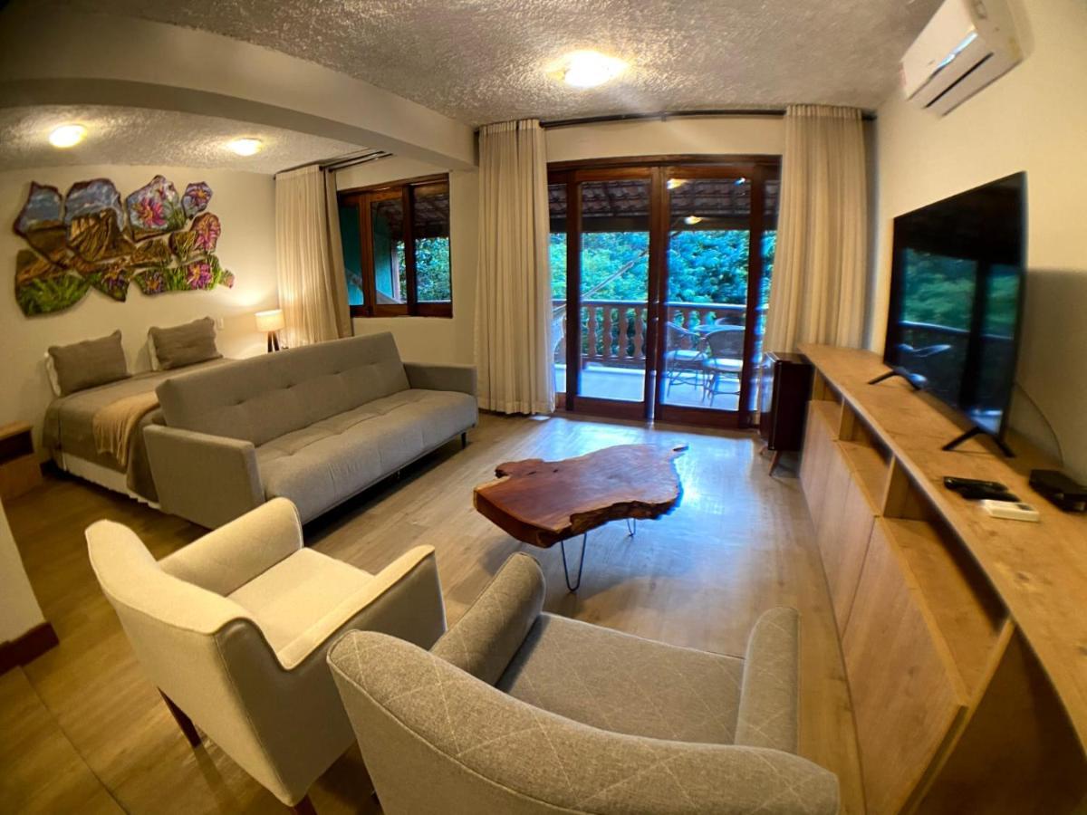 Deluxe Quadruple Suite,1169764930:JPEG
